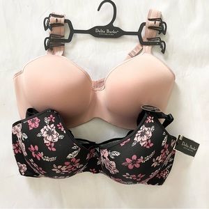 2 pack full coverage underwire bras by delta Burke. 42D